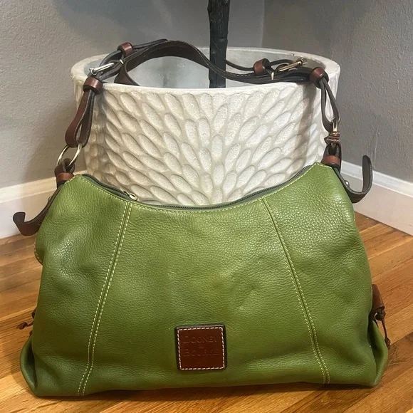 EUC Vintage Dooney & Bourke Hobo Whipstitch Leather Shoulder Handbag Apple Green - Picture 3 of 11